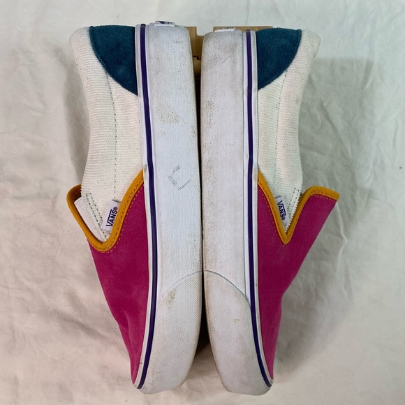 Vans Classic Slip-On Platform Color Block
Sneaker P Mini Cord Multi/White Sz 9.5 - Picture 6 of 10